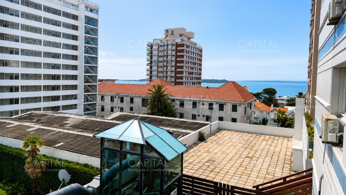 Apartamento en venta de 2 dormitorios en Península Punta del Este