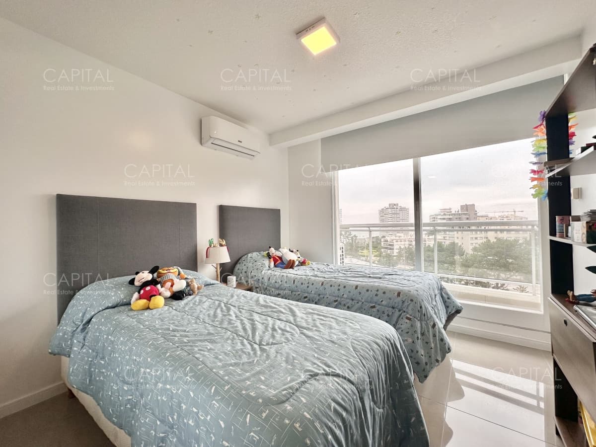 Torre ONE Dos Dormitorios en Venta Punta del Este