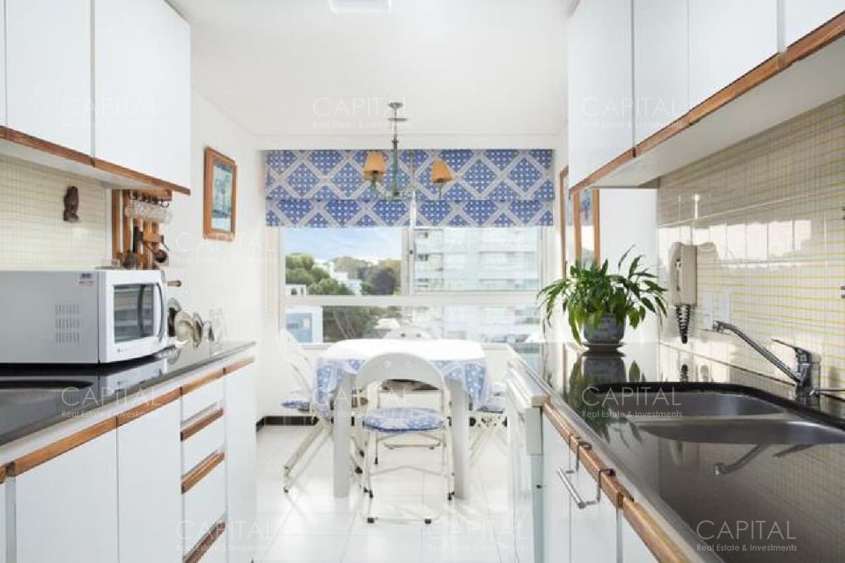 Espectacular Apartamento Torre Tiburon 3 dormitorios + servicio con baño