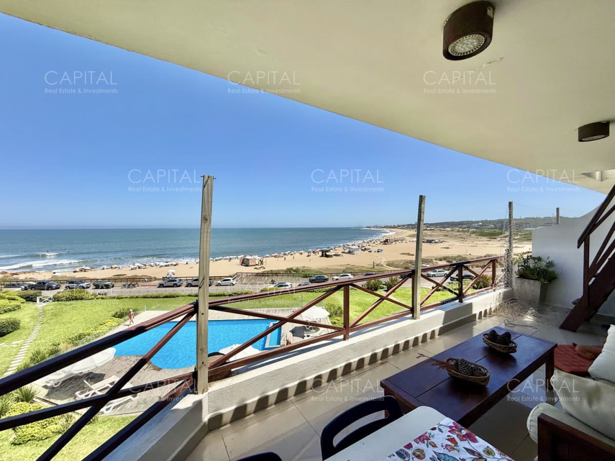 Penthouse Dúplex Reciclado en Primera Fila de Playa Bikini