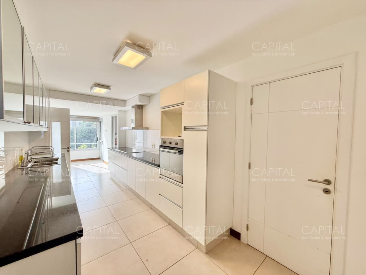 Duplex de 4 suites Departamento Frente al Mar