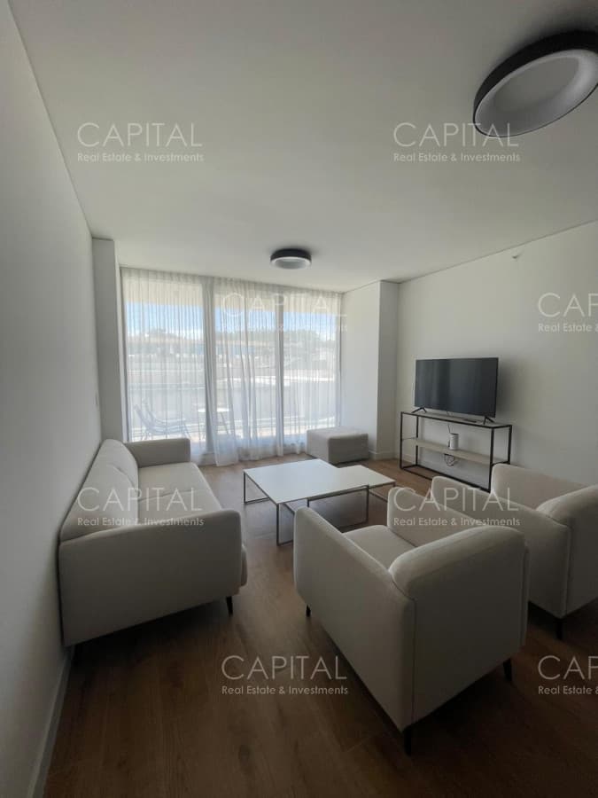 Trump de un dormitorio en venta y alquiler anual