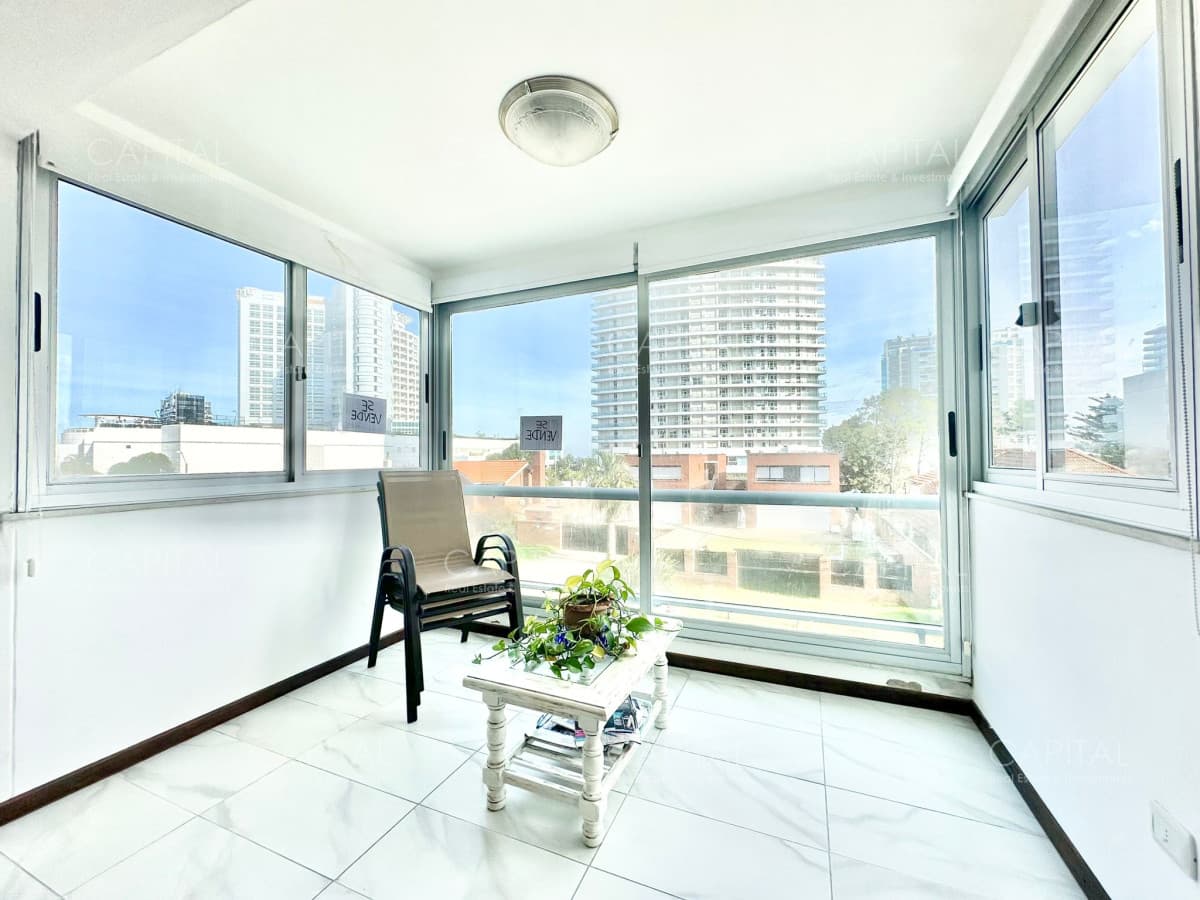 Apartamento de Dos dormitorios en Venta Playa Mansa