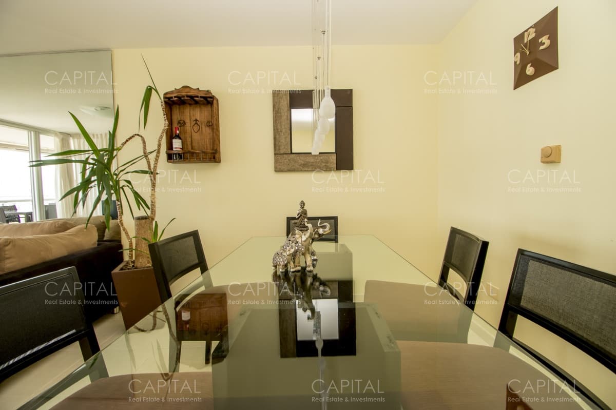 Apartamento Season Tower Playa Mansa 2 dormitorios Jacuzzi mirando al Mar