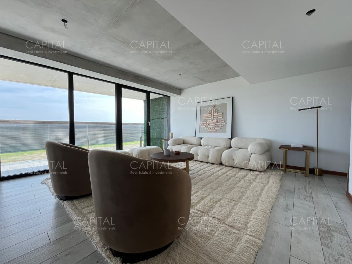 Apartamento en venta en edifico Surfside