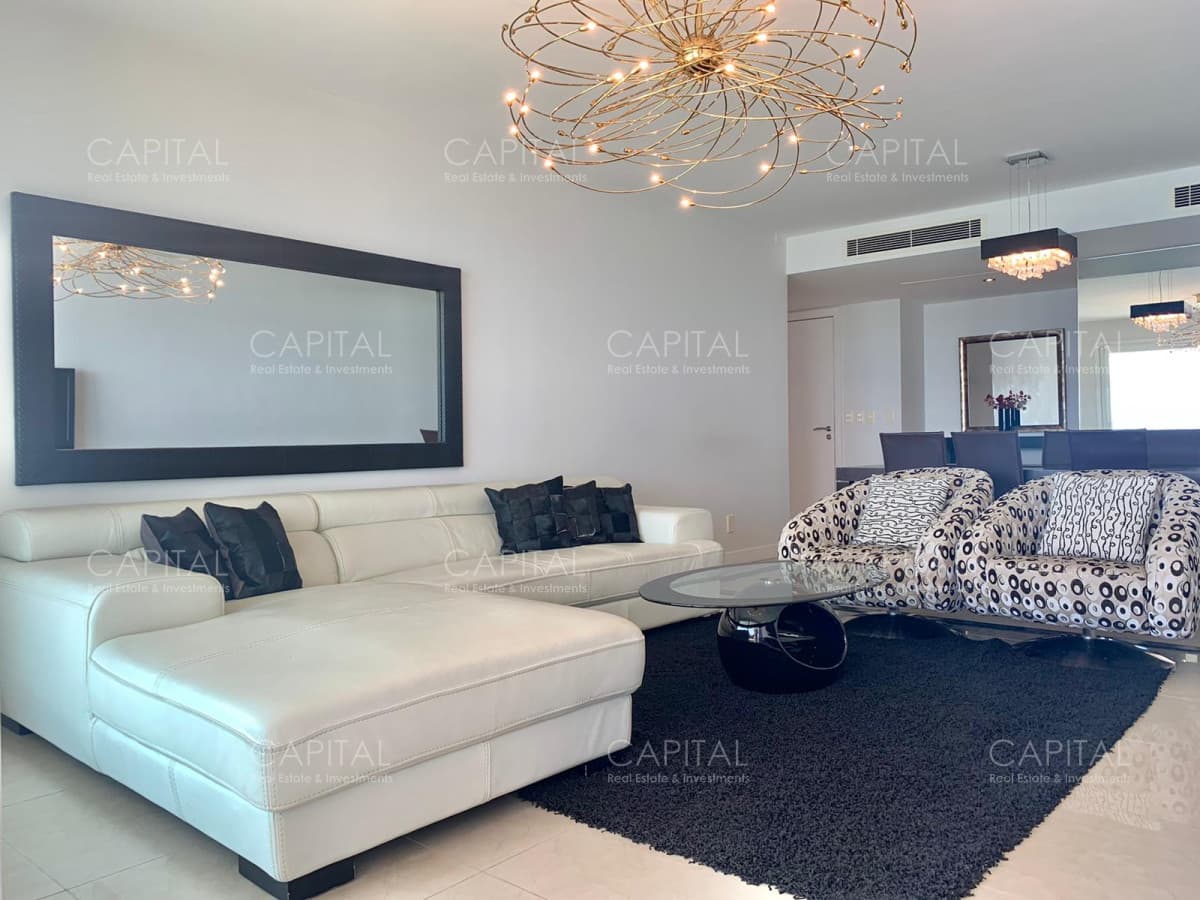Apartamento de Lujo en Playa Mansa Torre Aquarela Punta del Este