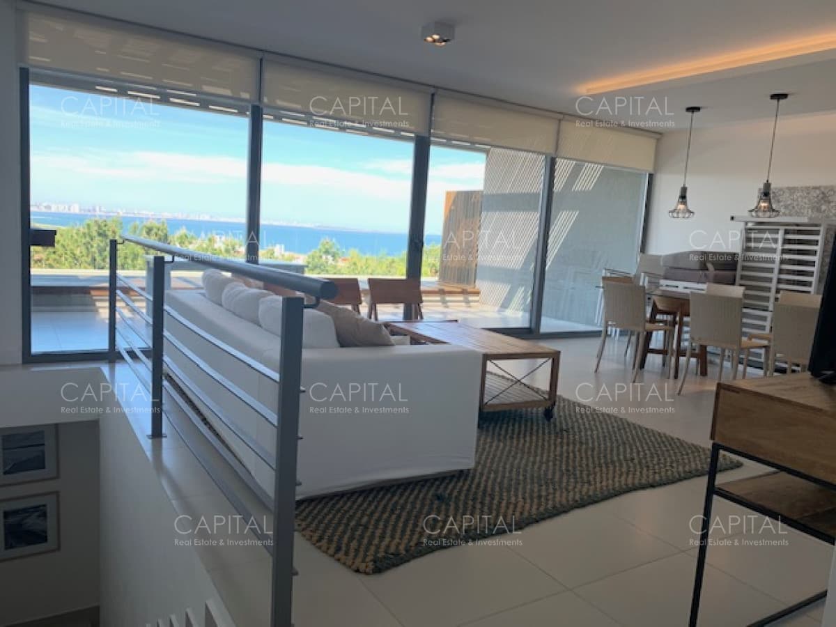 Apartamento Duplex en venta con jardín de uso exclusivo