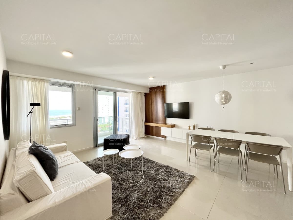 Departamento en Venta en Playa Brava, Punta del Este