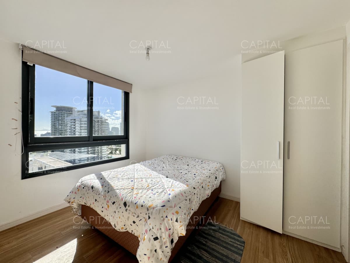 Apartamento con vista al Mar en venta de dos dormitorios, La Pastora, Punta del Este.