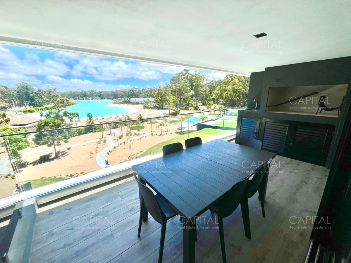 Hermoso departamento en Solanas!