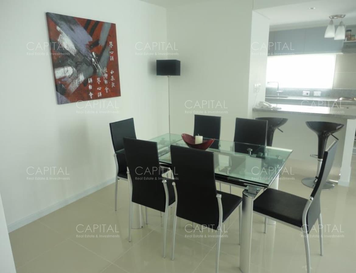 Apartamento en Venta de Dos Dormitorios en Roosevelt