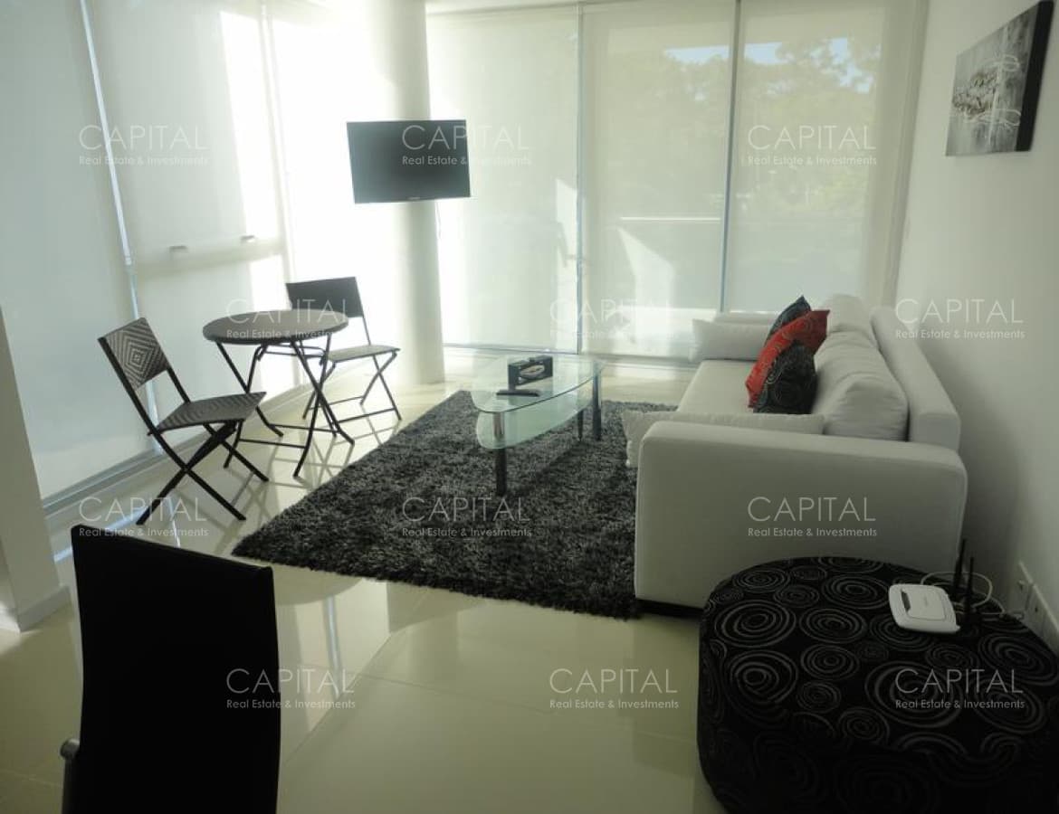 Apartamento en Venta de Dos Dormitorios en Roosevelt