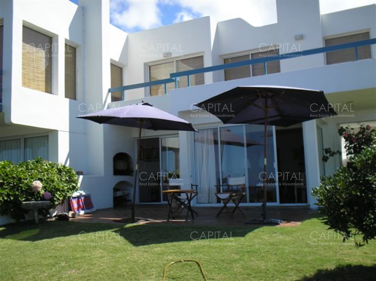Venta de Apartamento con vista a Playa Montoya, La Barra