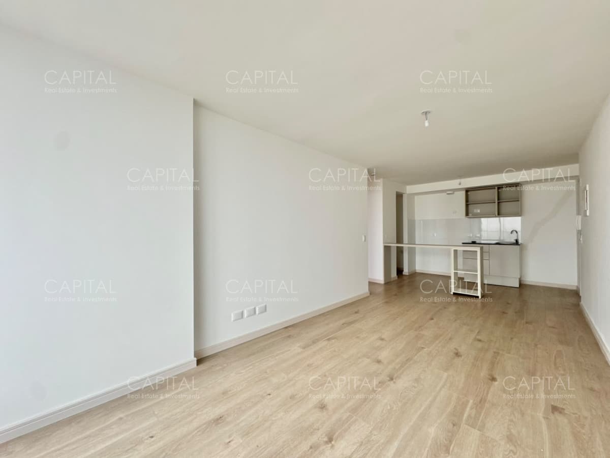 Apartamento de un dormitorio con vista en venta a pasos de Tres Cruces