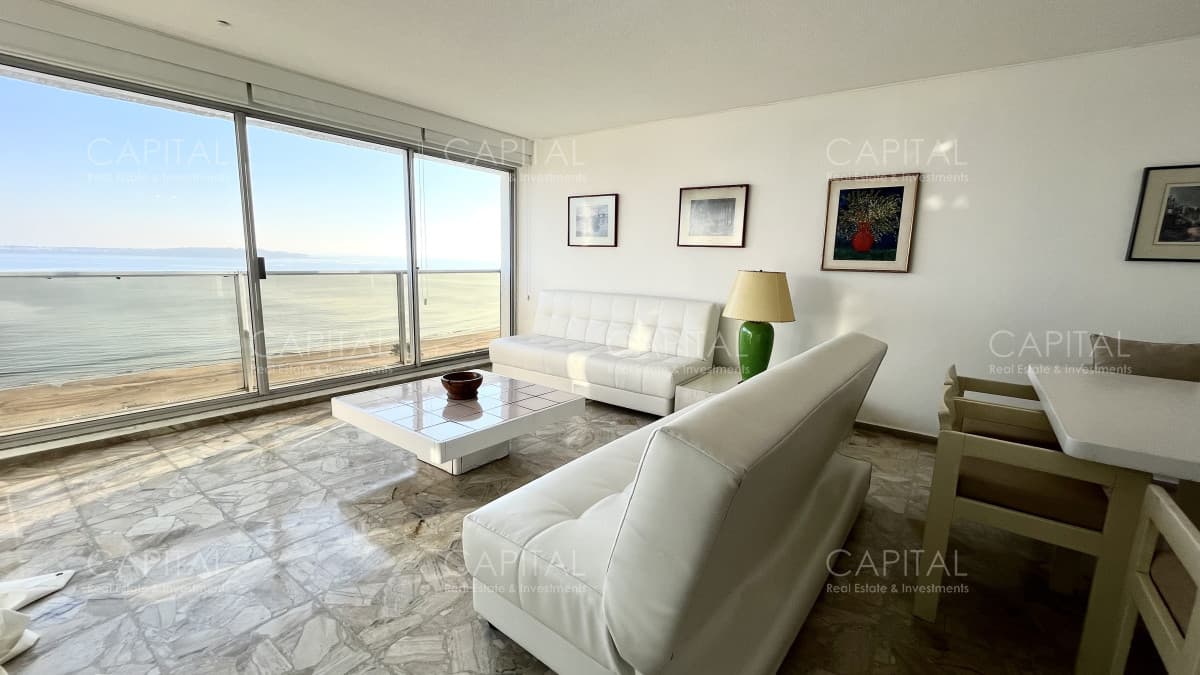 Apartamento en venta en Playa Mansa Punta del Este