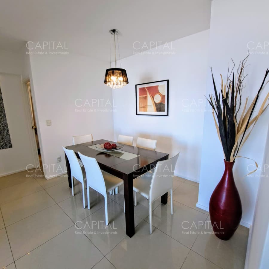 Apartamento de 2 dormitorios en venta en Playa Brava Punta del Este