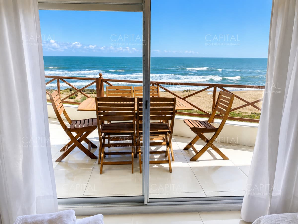 Penthouse 4 dormitorios y dependencia en Manantiales frente a Bikini Beach