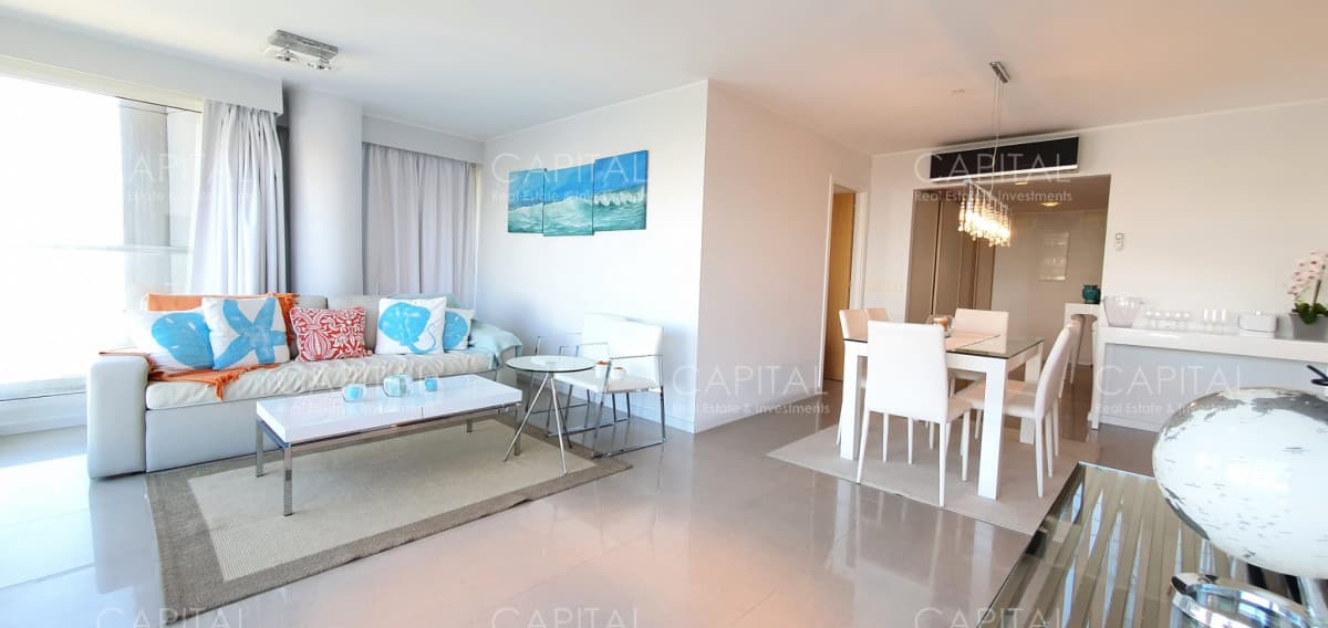 Venta apartamento un dormitorio playa Mansa Punta del Este