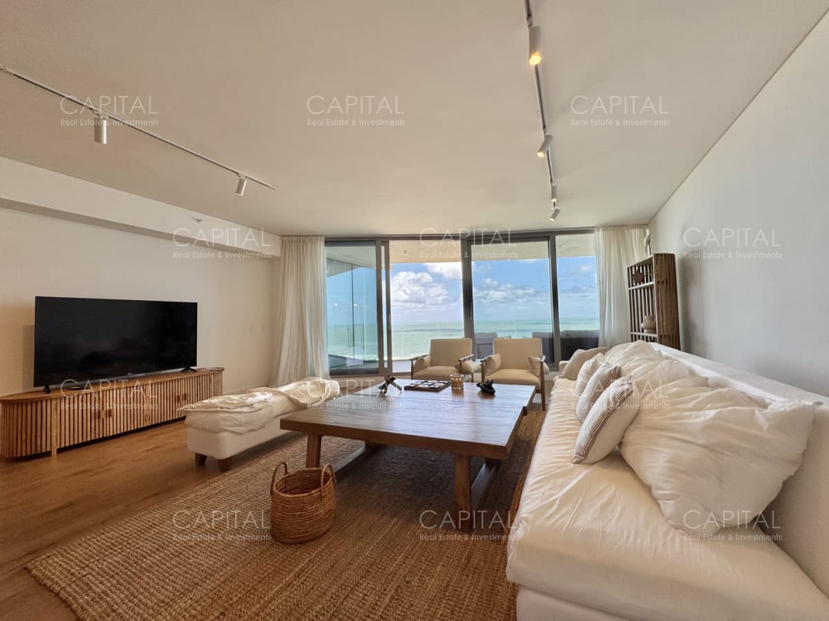Trump Tower de tres dormitorios esquinero en venta