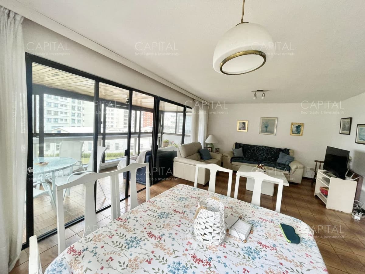 venta de Apartamento en Parquemar center 3 dormitorios