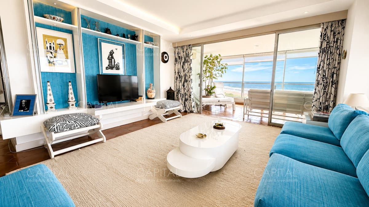 Apartamento en venta de 4 dormitorios en Playa Brava.