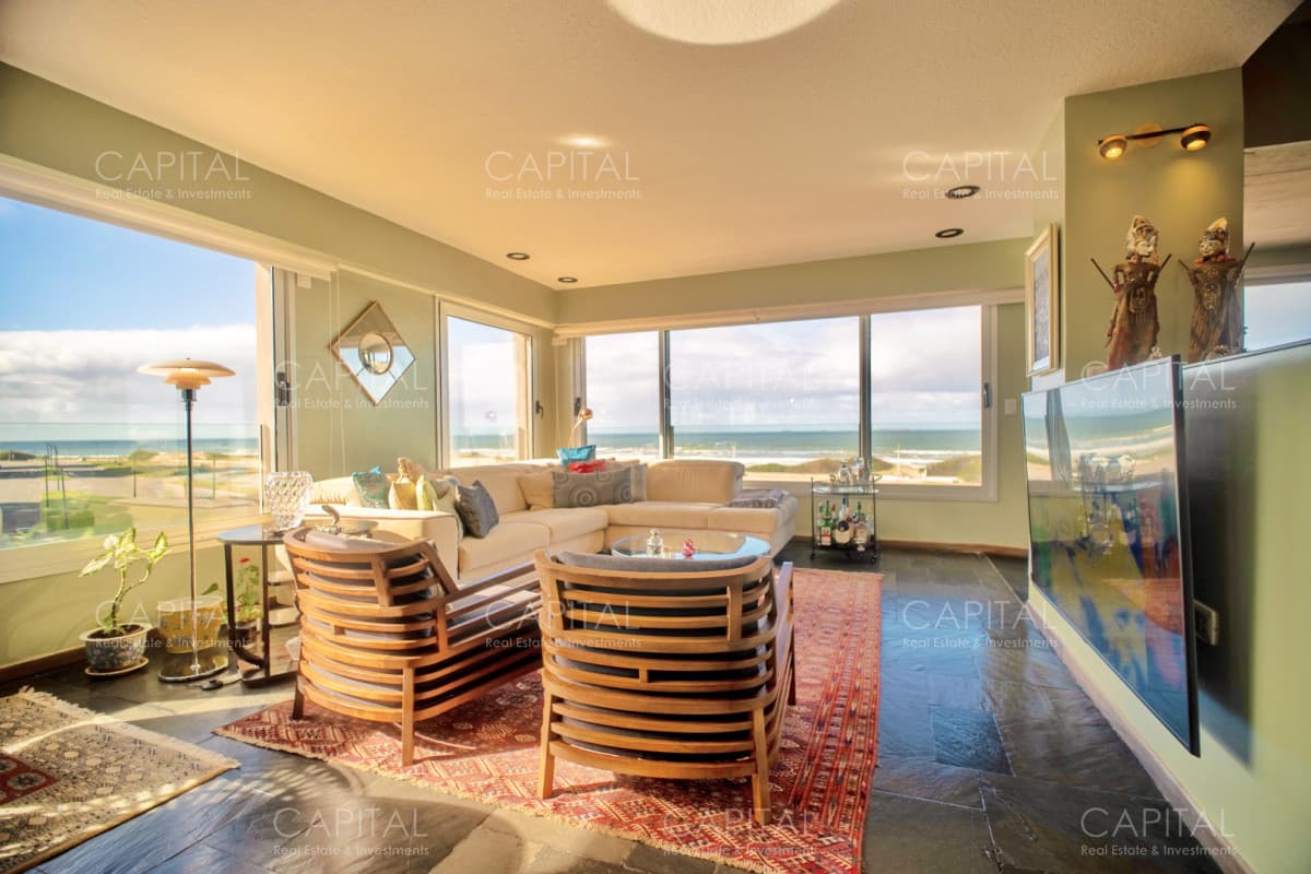 Apartamento en Venta 4 dormitorios en Playa Brava, con vista al Mar