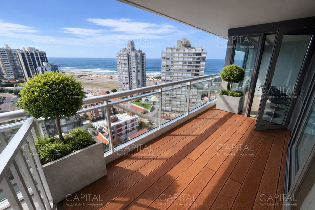 Moderno Departamento a una cuadra del mar en Punta del Este