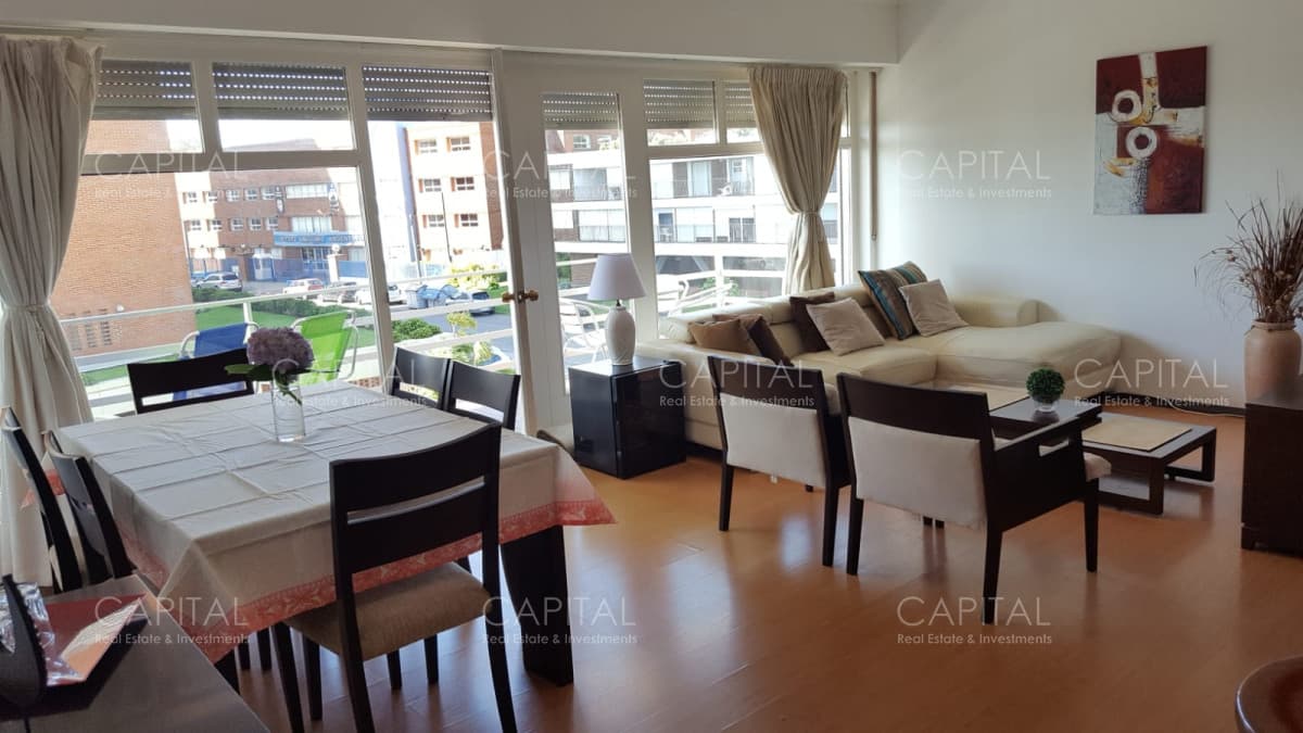 Apartamento en Venta Playa Mansa Punta del Este Dos Dormitorios