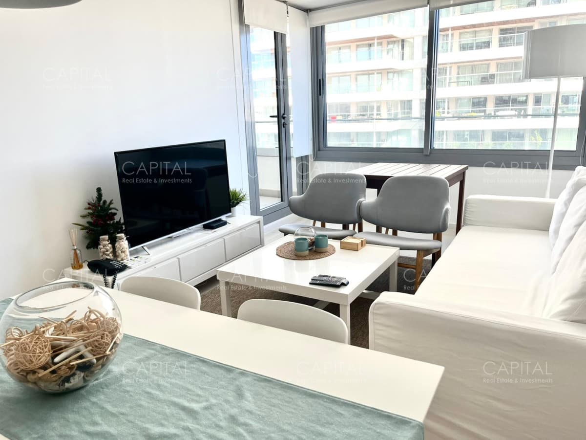 Apartamento en Venta dos dormitorios en playa Brava de Punta del Este
