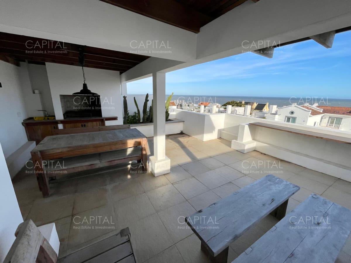 Penthouse en Esturion de Montoya reciclado