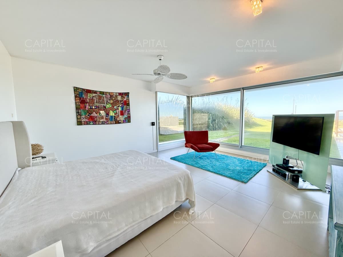 Tiburon Terrazas Oceano Punta del Este con Pileta propia Exclusivo Departamento