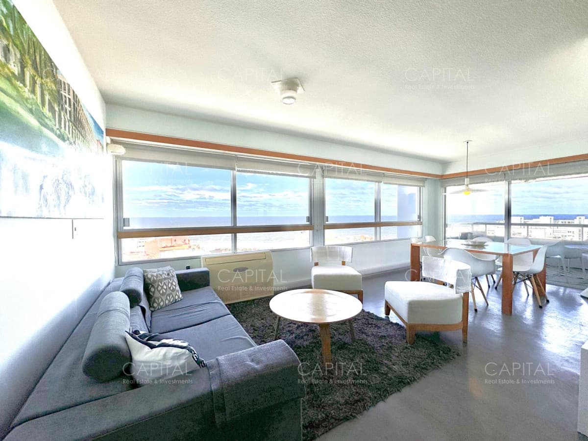Muy lindo apartamento con vista a la Brava y excelente ubicación