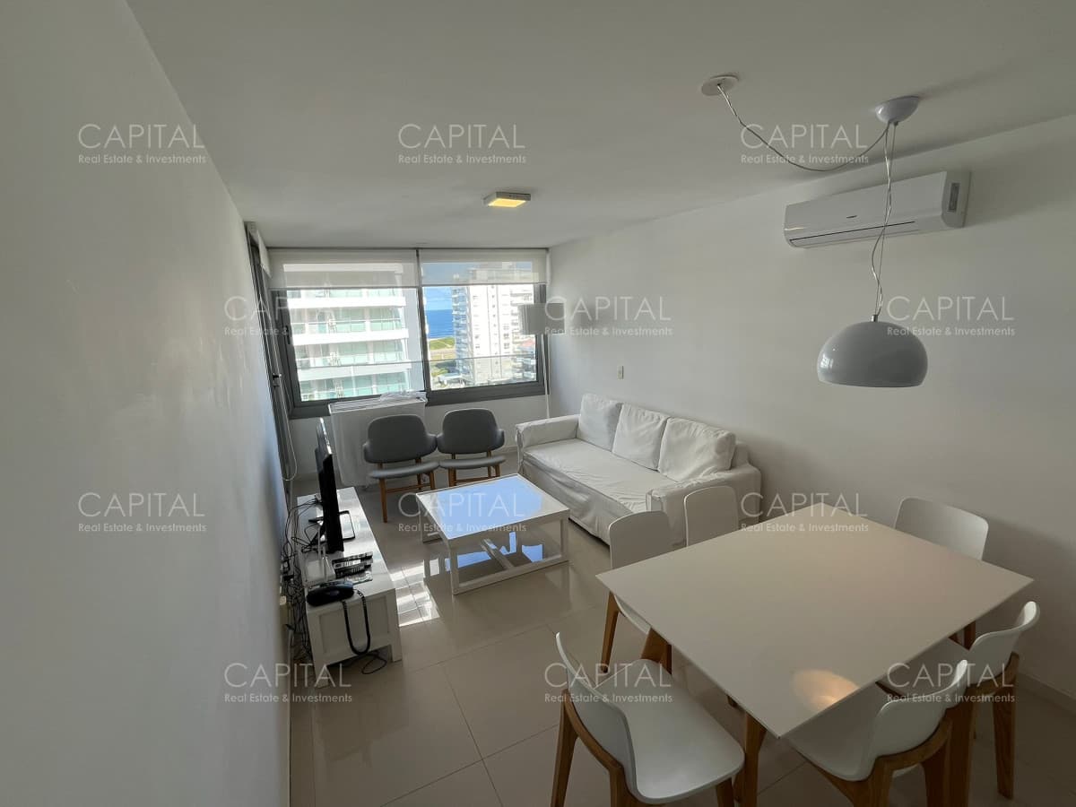 Apartamento en Venta, Edificio Esmeralda, Playa Brava, Punta del Este