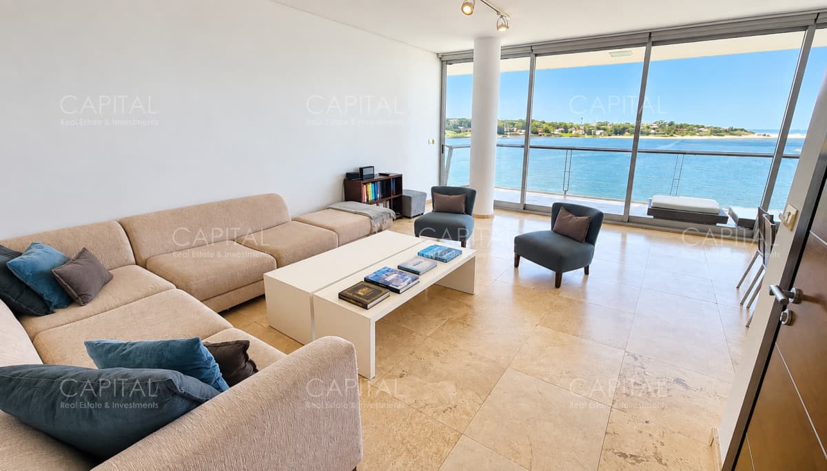 Excelente departamento venta y alquiler en La Barra frente a La Laguna