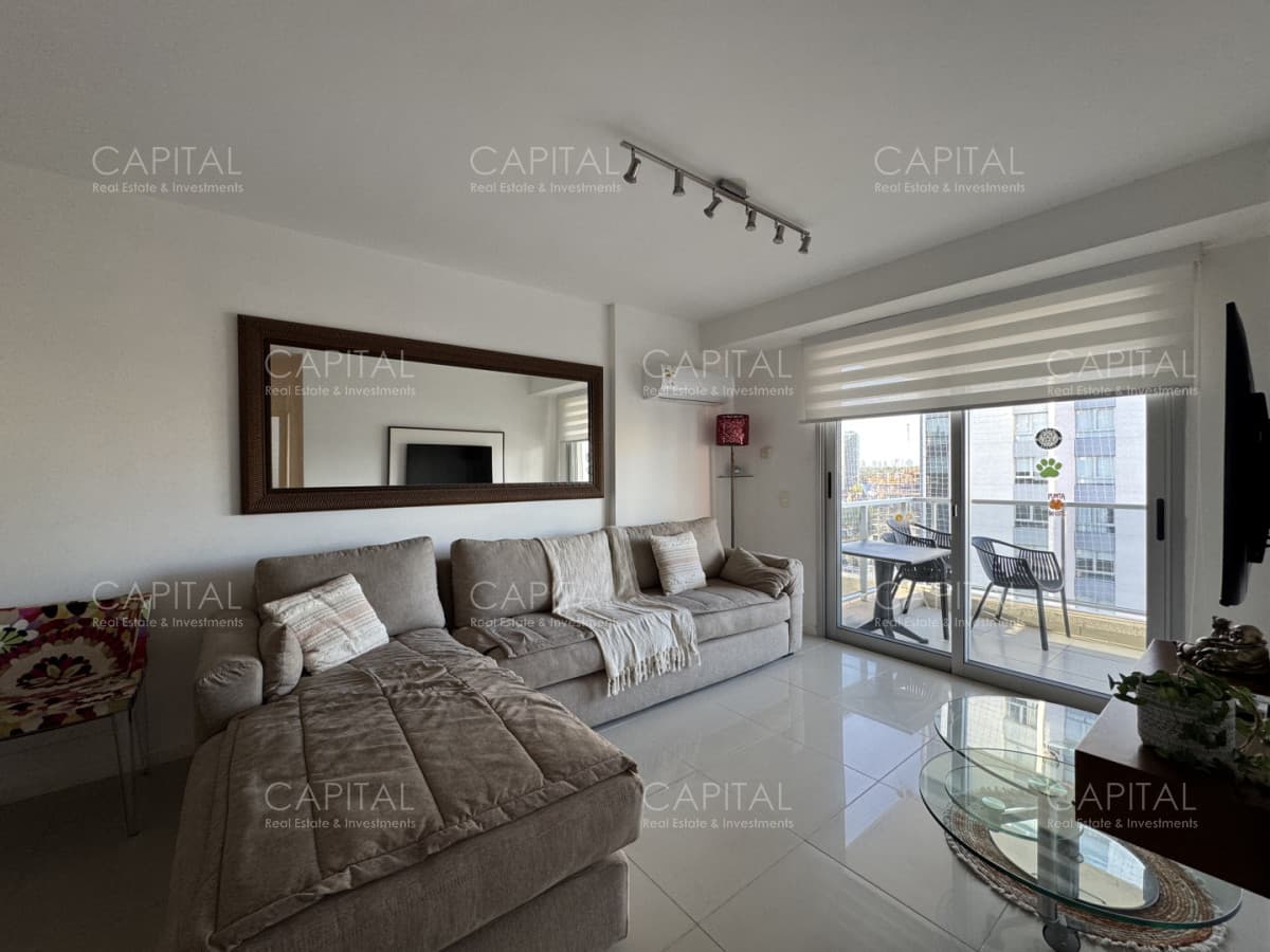 Apartamento de dos dormitorios en Venta Brava Punta del Este