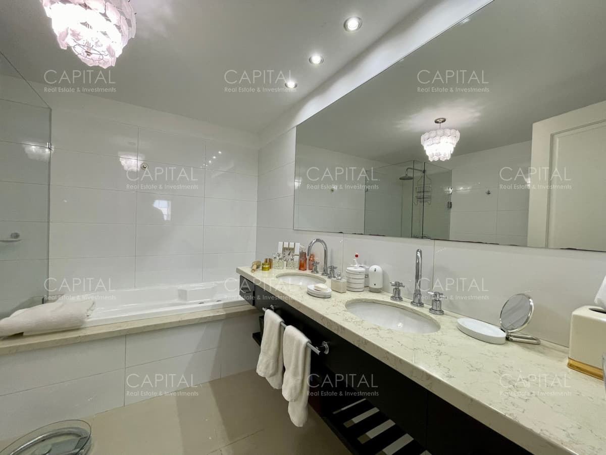 Apartamento en Torre Lobos Punta del Este Tres Dormitorios en Suite