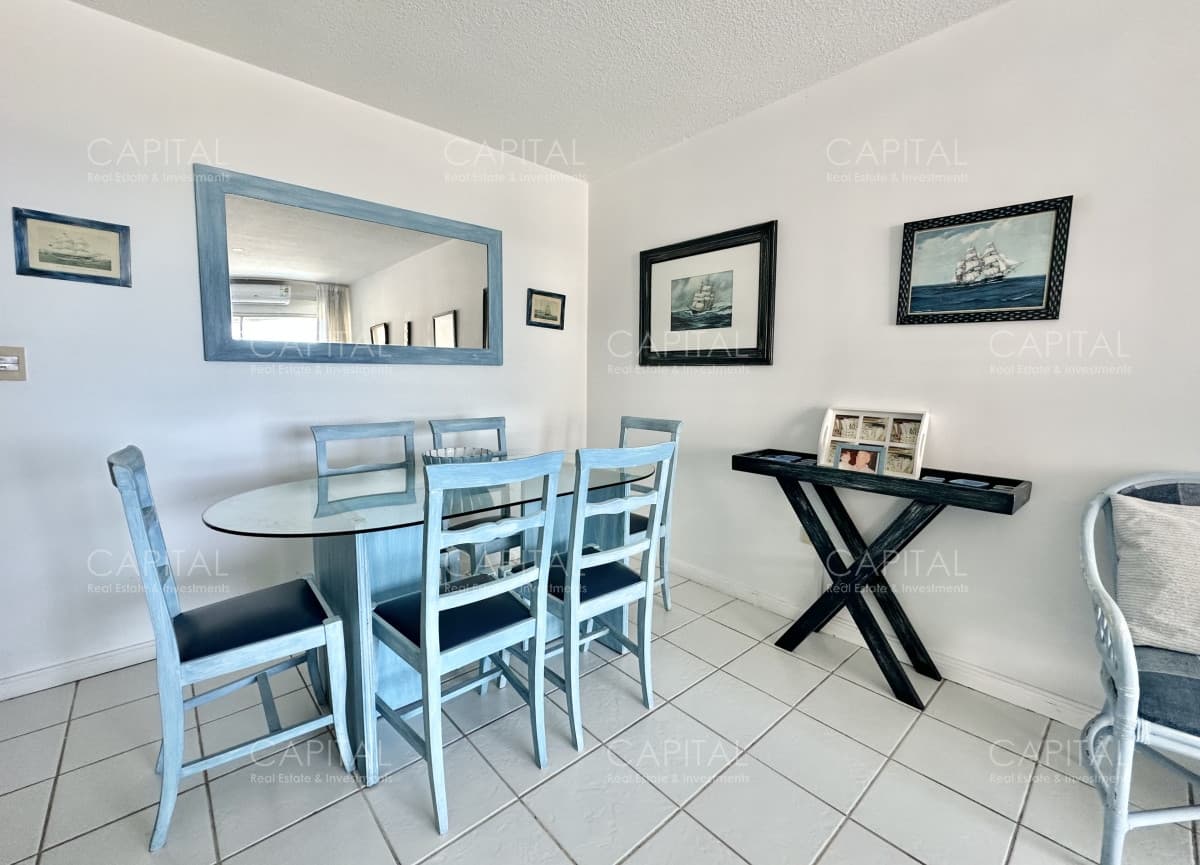 Apartamento de tres dormitorios en alquiler Peninsula Punta del Este.