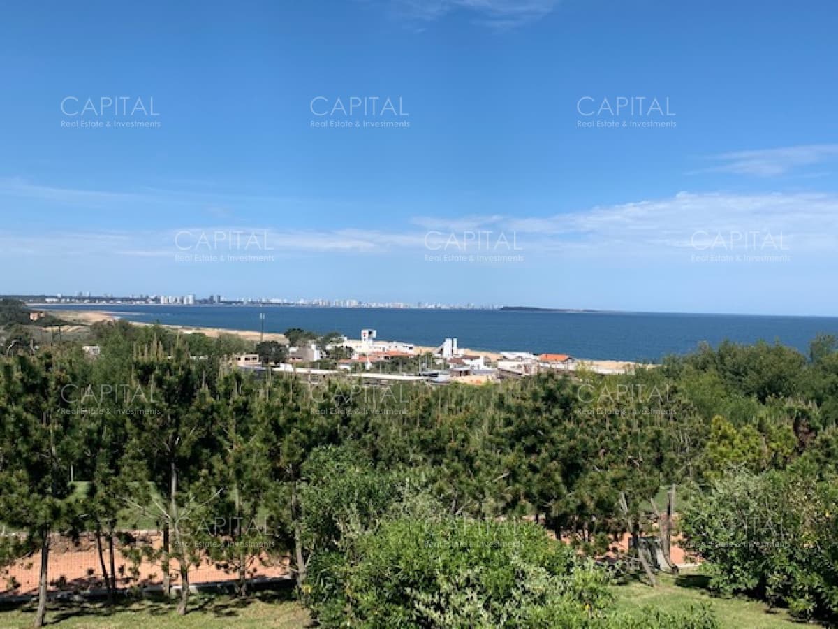 Apartamento Duplex en venta con jardín de uso exclusivo