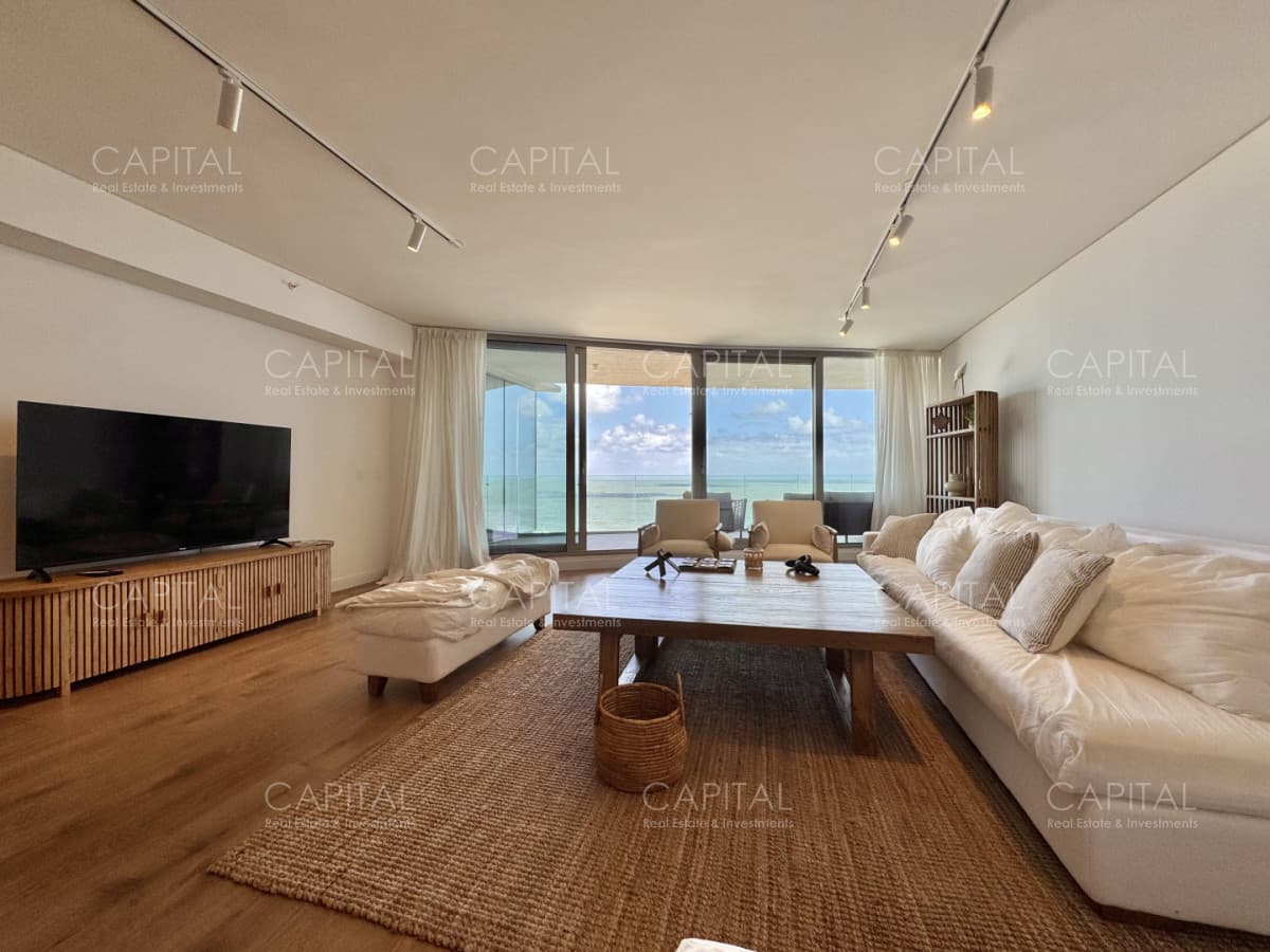 Trump Tower de tres dormitorios esquinero en venta
