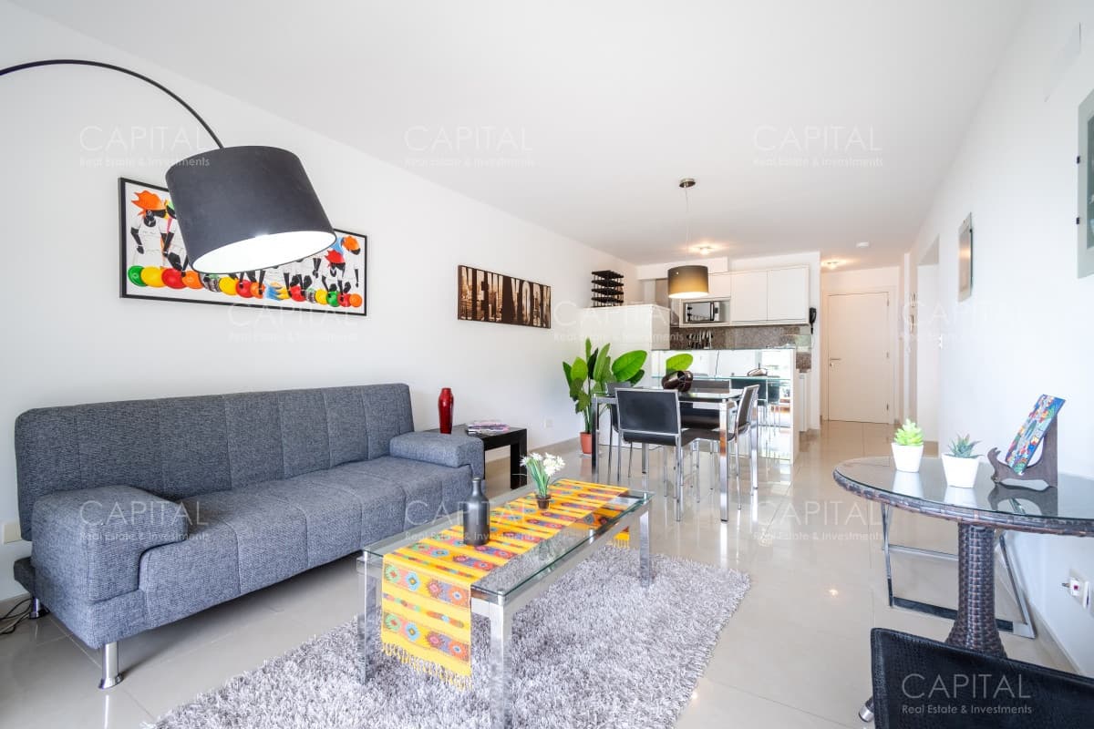 Muy buen apartamento de un dormitorio en Venta en el Golf de Punta del Este