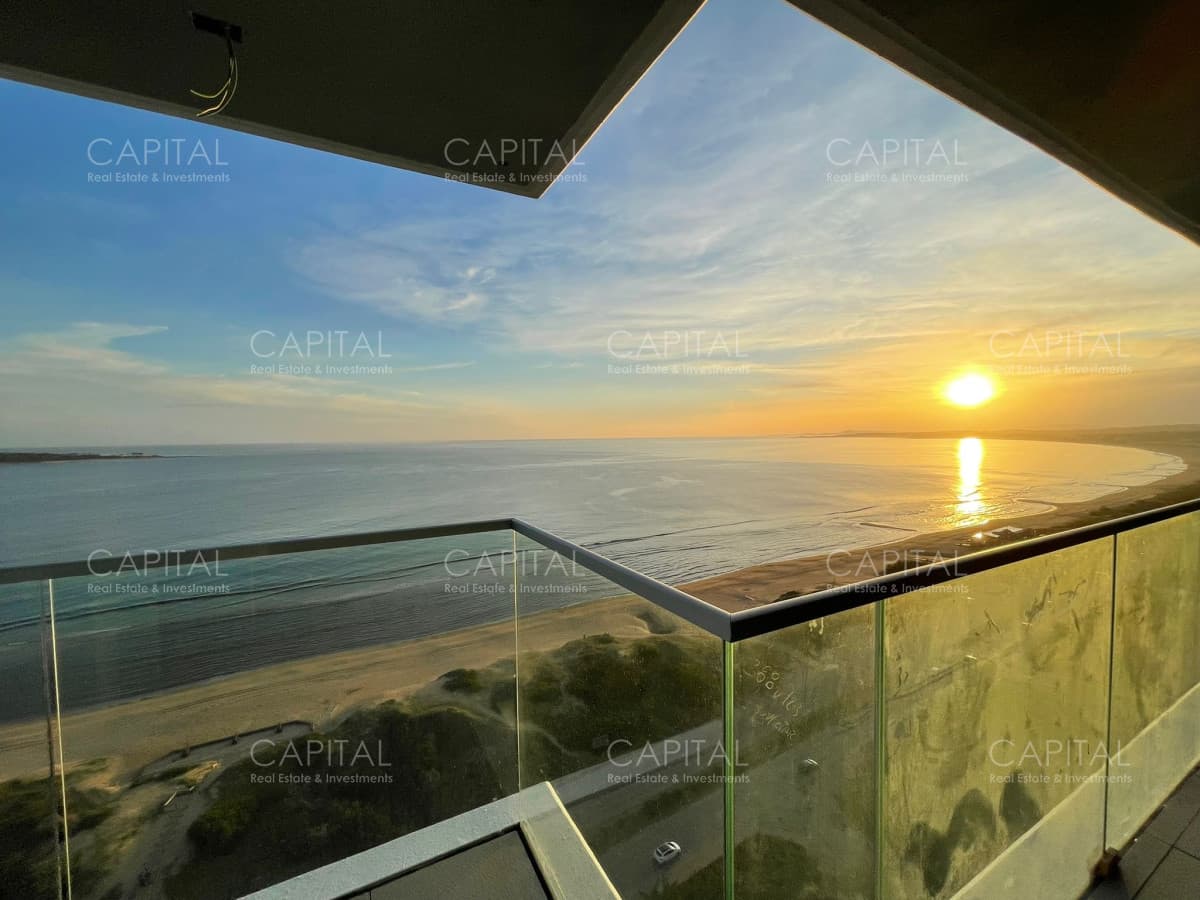 Apartamento cuatro habitaciones en Venetian Luxury Residences