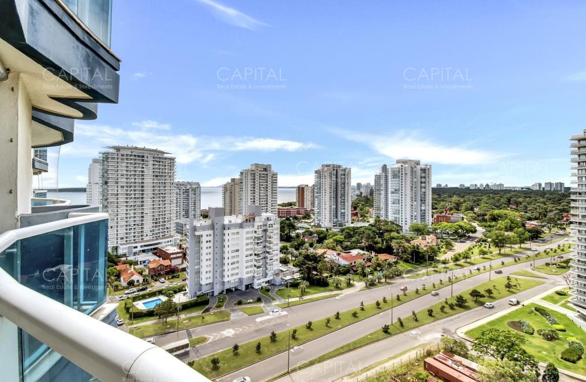 Apartamento en Punta del Este, Mansa