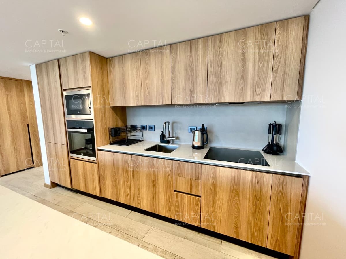 Apartamento de lujo en Surfside – Doceava Planta con Vistas Increíbles