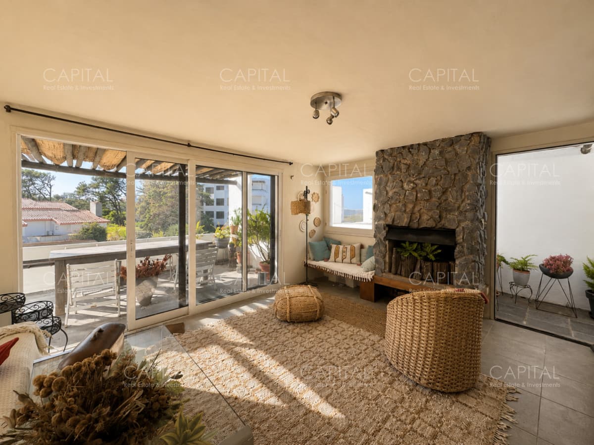 Apartamento en Venta de Tres Droimitorios en Playa Brava