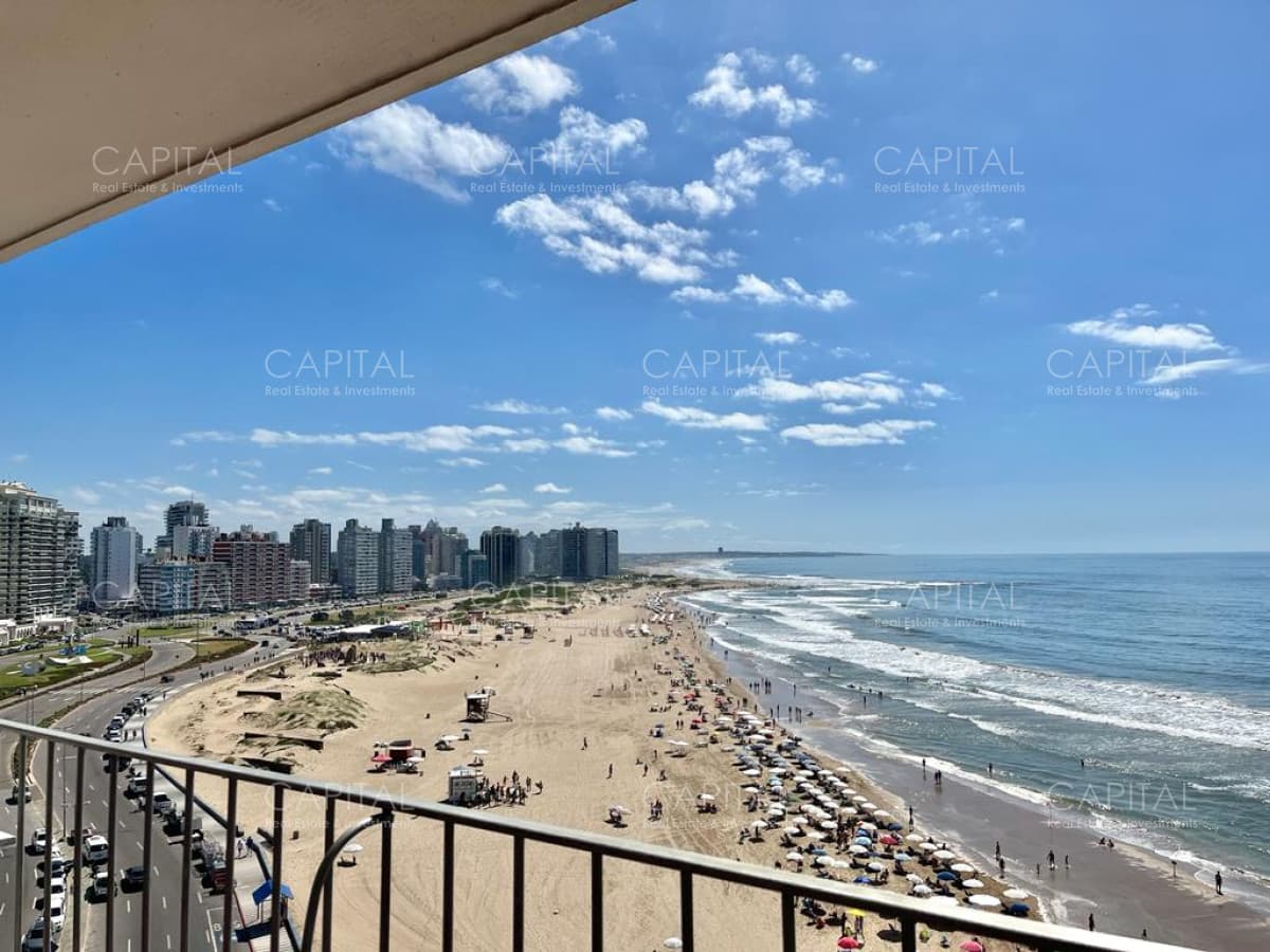 Apartamento de un dormitorio en venta en Punta del Este, Playa Brava
