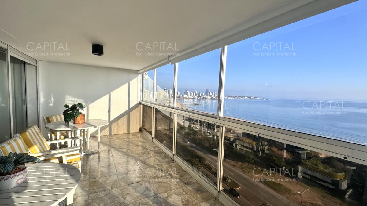 Apartamento en venta en Playa Mansa Punta del Este