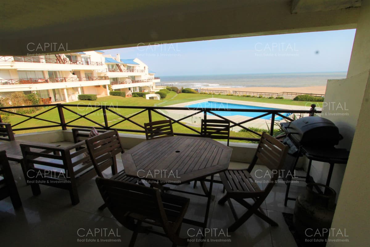 Lomas de Manantiales 3 suites frente a Bikini Beach