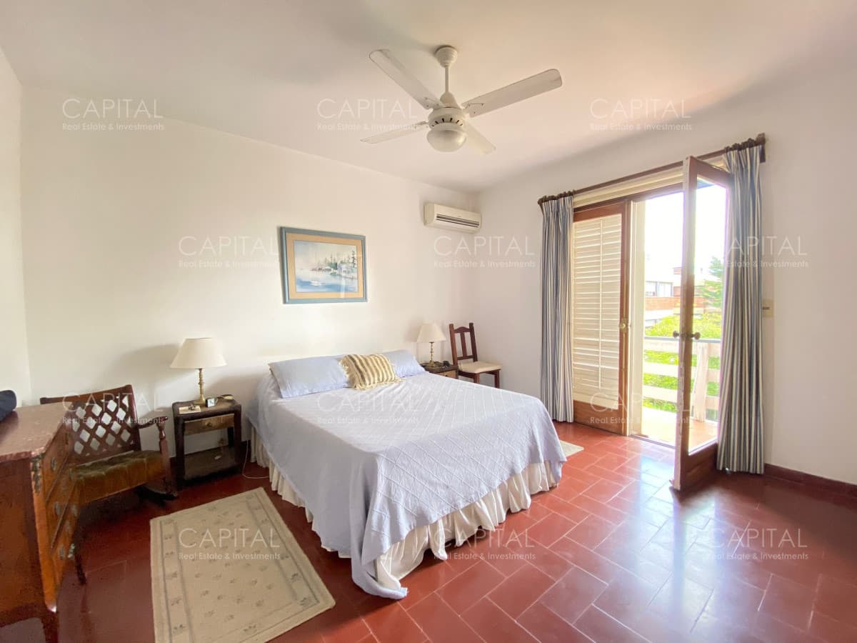 Apartamento en Peninsula Tres Dormitorios