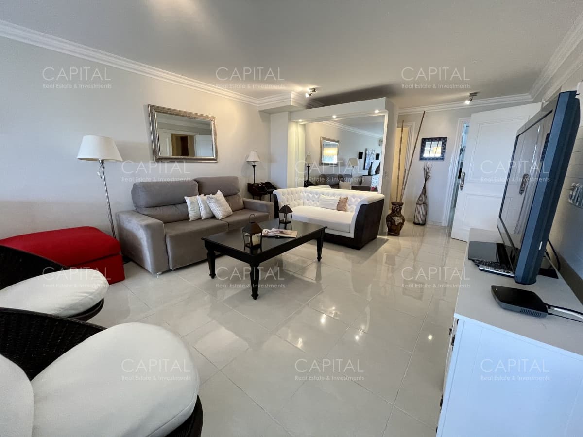Le Jardin Punta del Este Apartamento de tres dormitorios en Venta