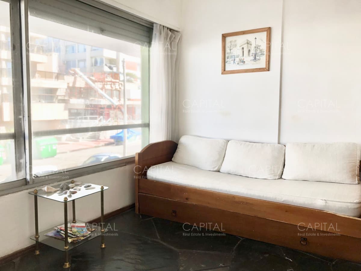 Venta Monoambiente en Península Con Vista al Mar!!